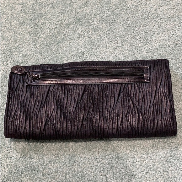 Black Clutch - Picture 2 of 3